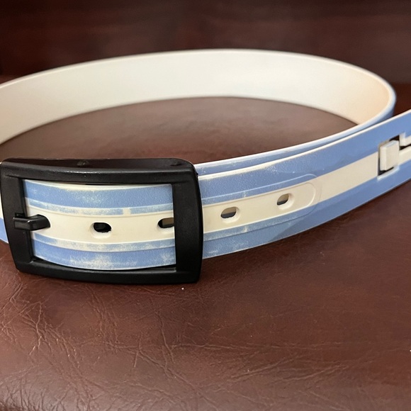 C4 Equestrian Belt w C4 Black Buckle, White with Light Blue Stripes, Small - Picture 3 of 11